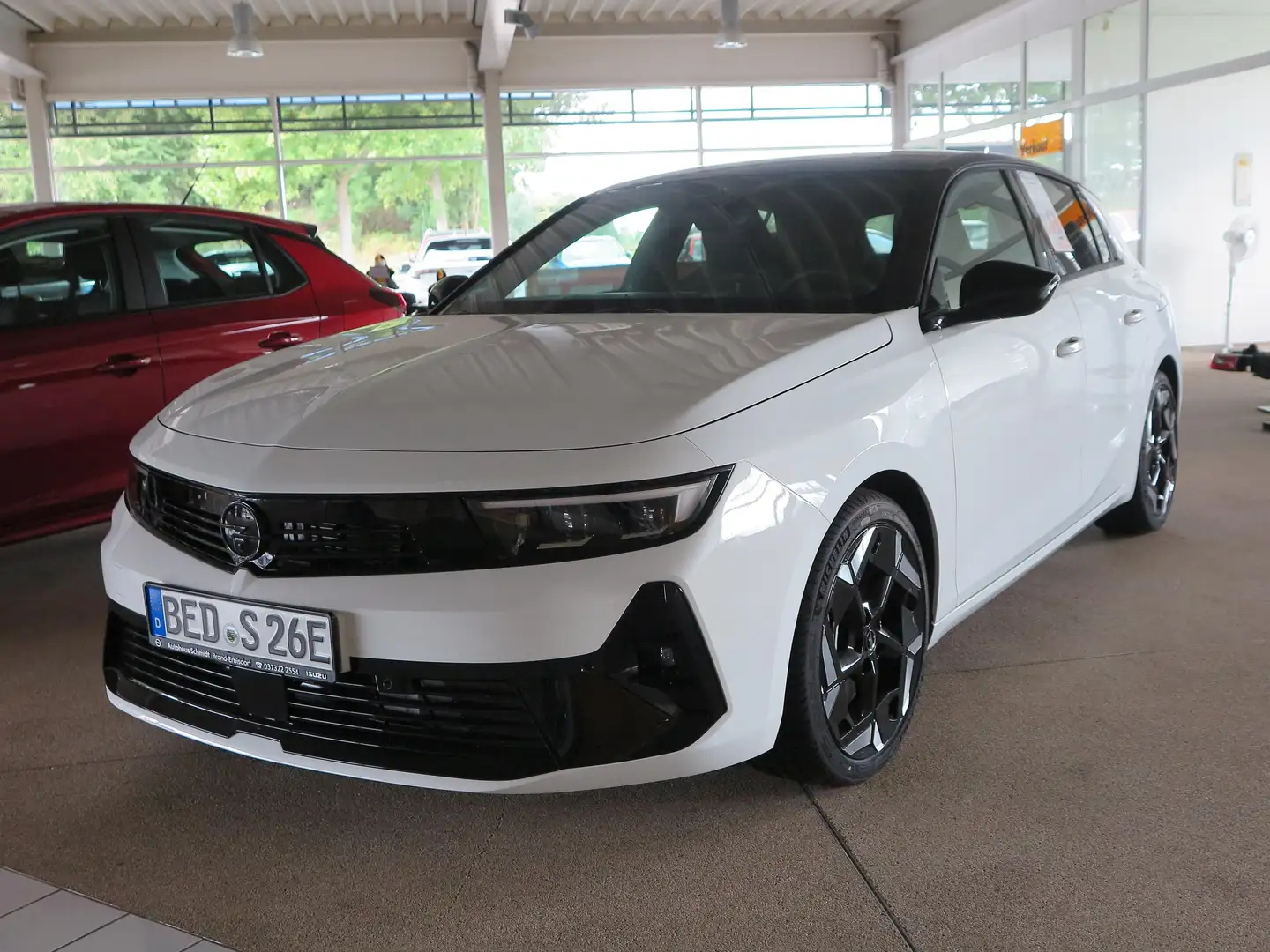 Opel Astra GSe Plug-in-Hybrid Weiß - 2