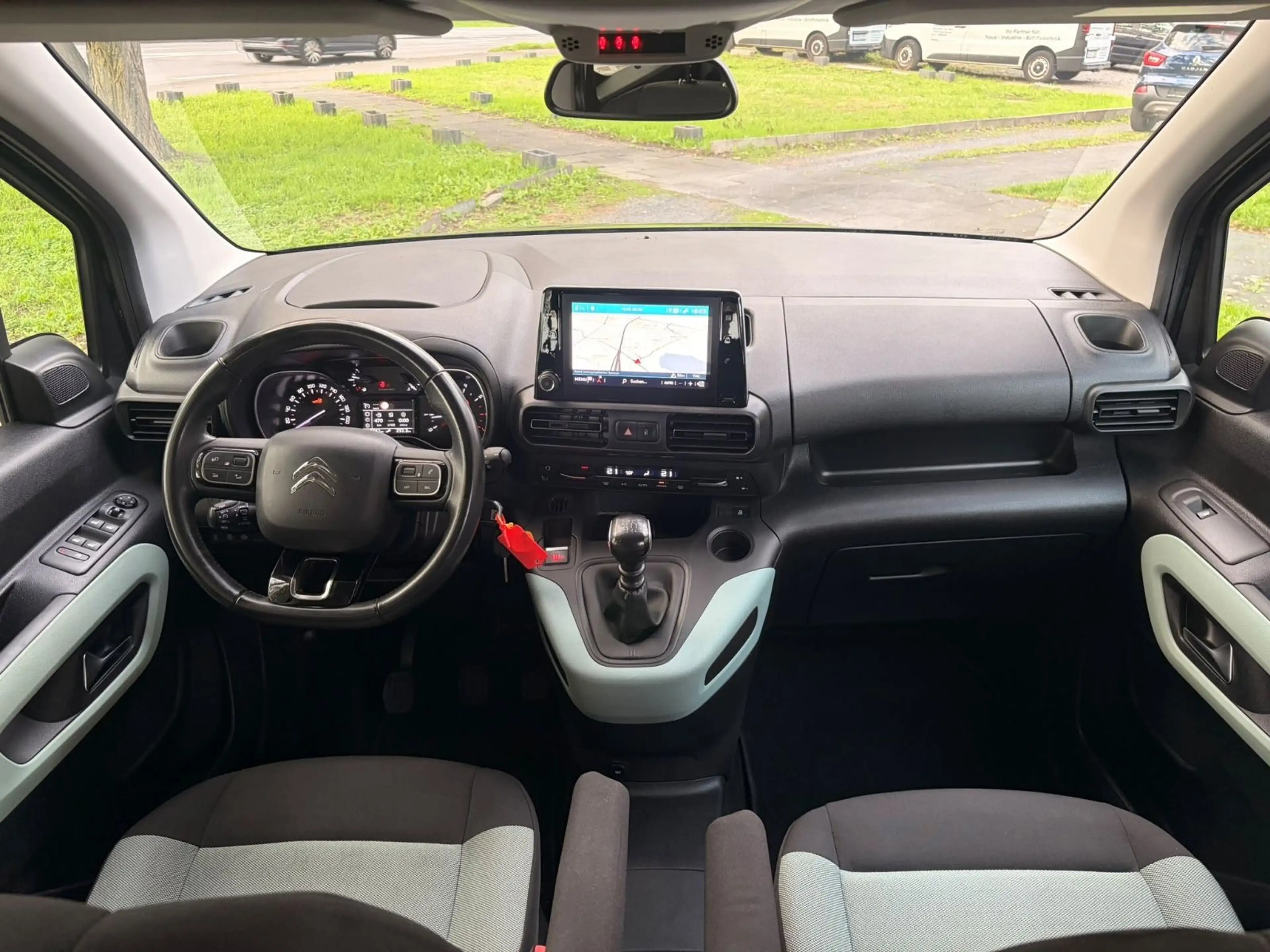 Citroen Berlingo Feel M *EU6 * Navi * Tempomat — photo 11