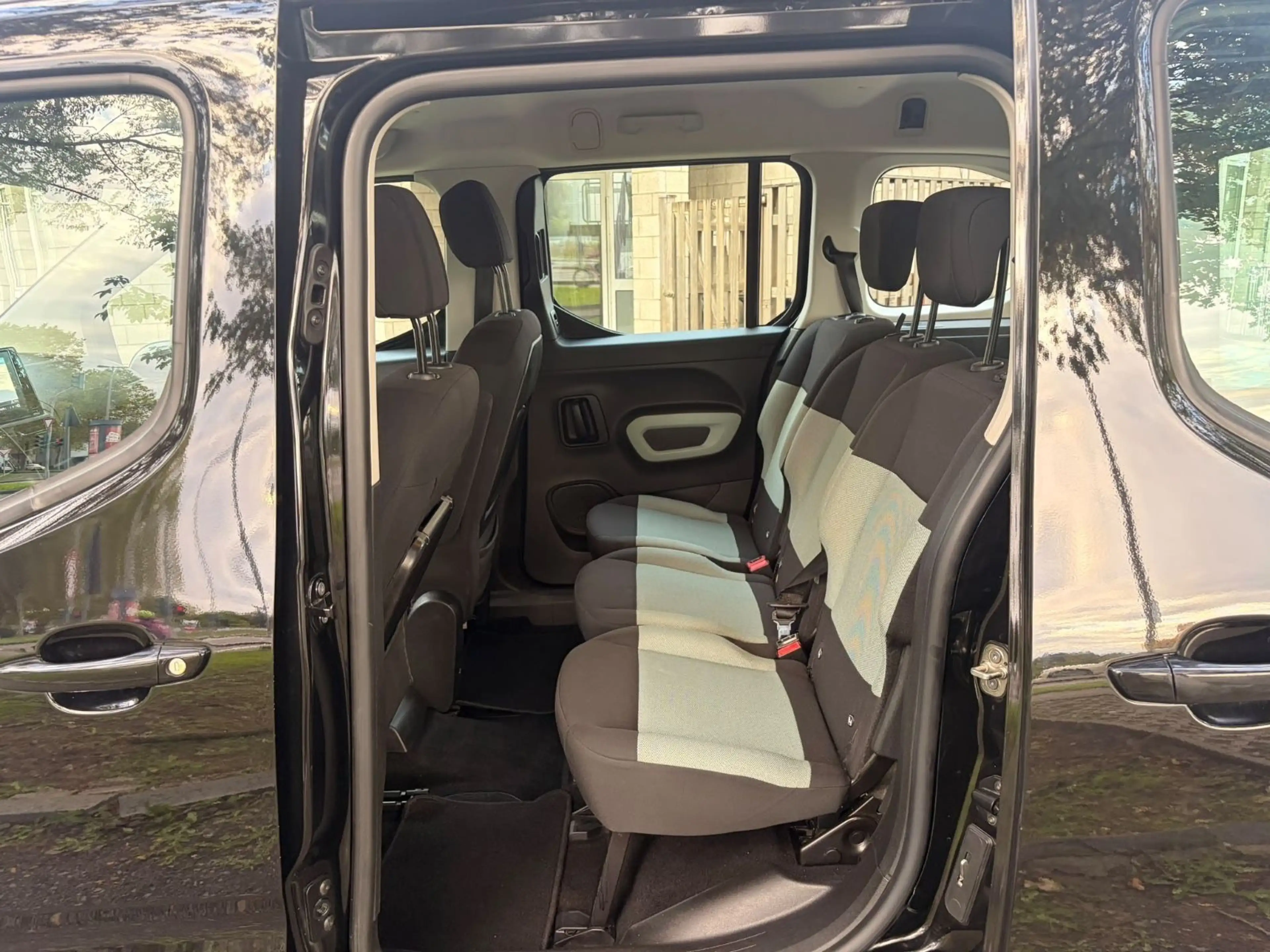 Citroen Berlingo Feel M *EU6 * Navi * Tempomat — photo 15