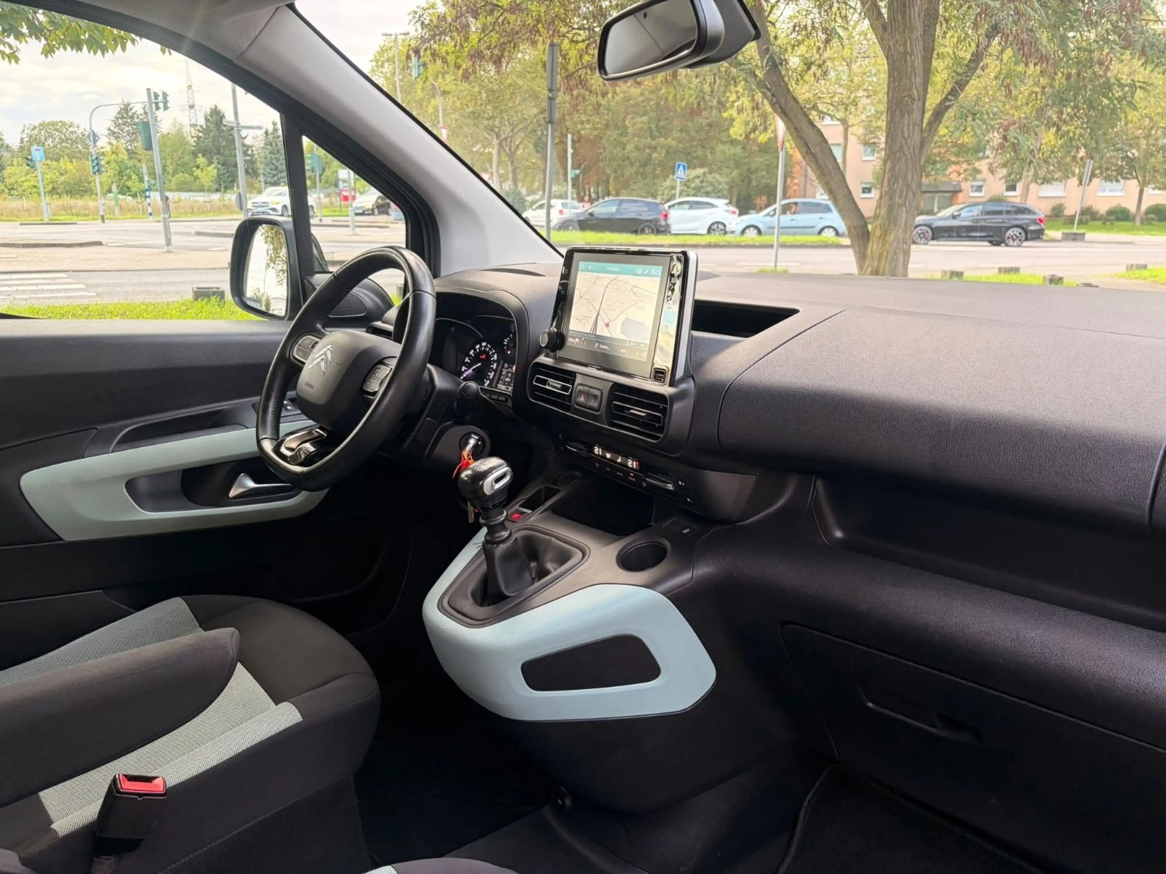 Citroen Berlingo Feel M *EU6 * Navi * Tempomat — photo 12