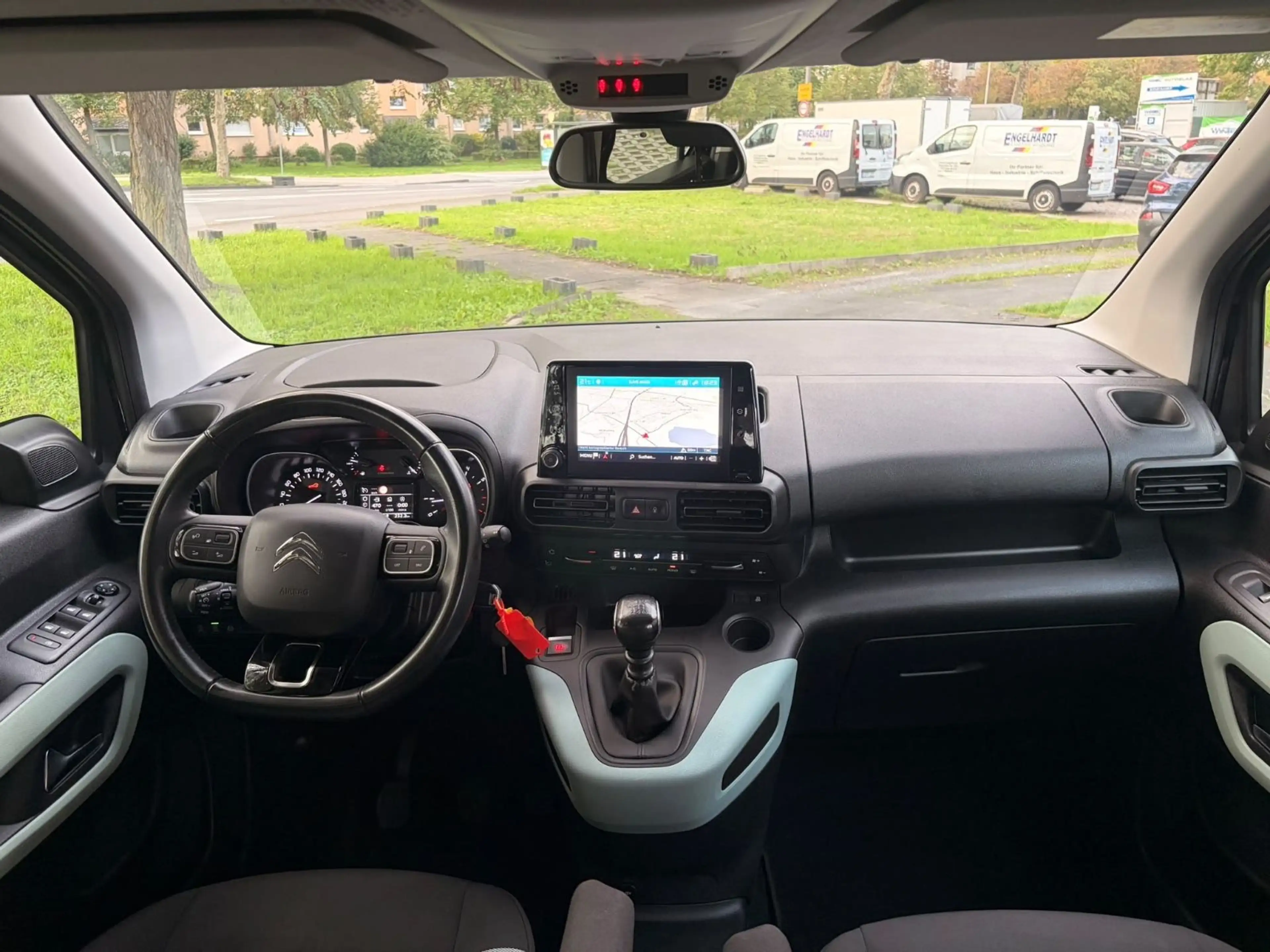 Citroen Berlingo Feel M *EU6 * Navi * Tempomat — photo 2