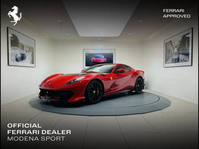 Ferrari 812