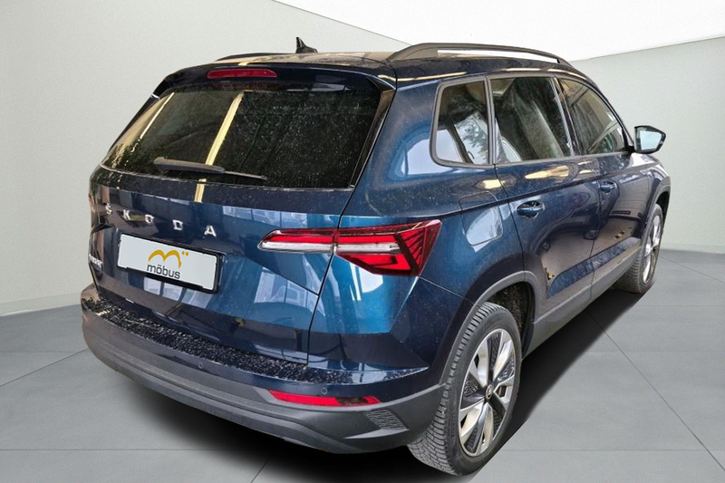 Skoda Karoq 1.5 TSI ACT Tour*PDC*APP*SHZ*LHZ* — photo 3