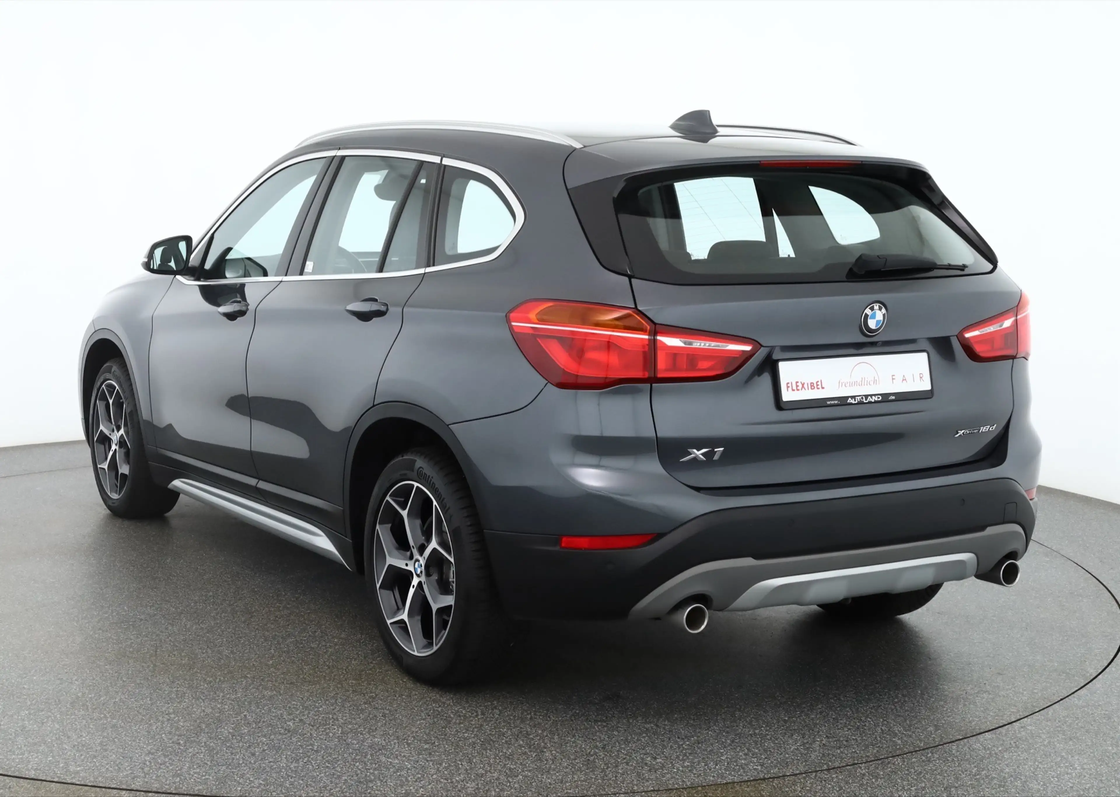 BMW X1 18d xDrive xLine LED Navi Teilleder Head-Up — photo 3
