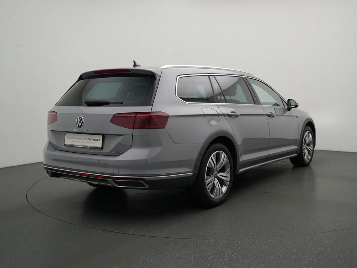 Volkswagen Passat Alltrack 4Motion DSG AHK MATRIX H/K HU Grau - 2