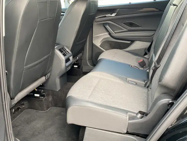 Volkswagen Tayron view 13