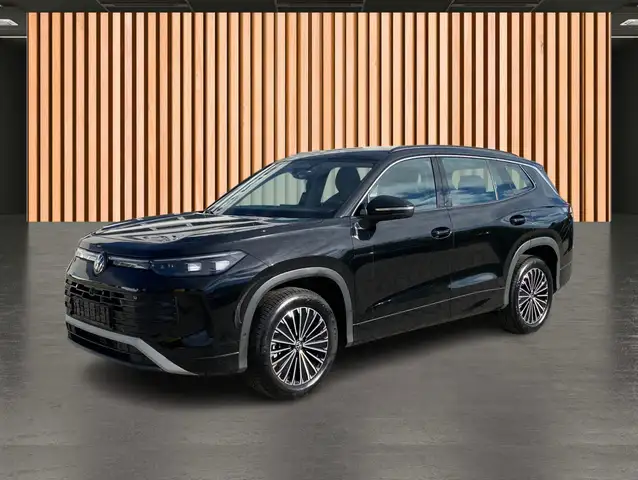 Volkswagen Tayron view 2