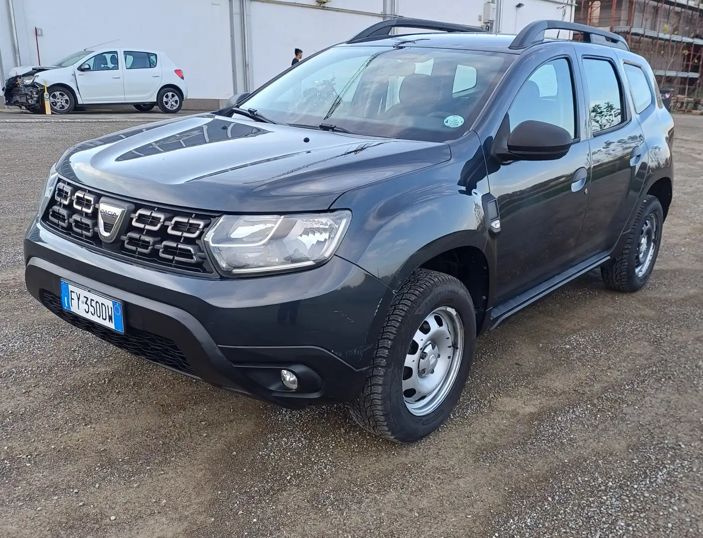Dacia Duster Duster II 2018 1.6 sce Techroad Gpl 4x2 115cv Grijs - 1