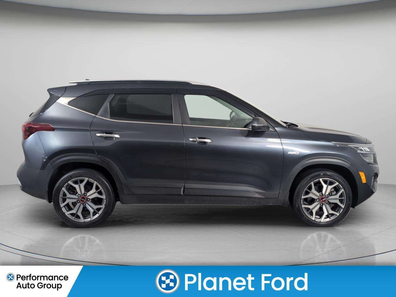 2022 Kia Seltos SX HUD Roof Heated cooled seats adapt cruise — снимка 1