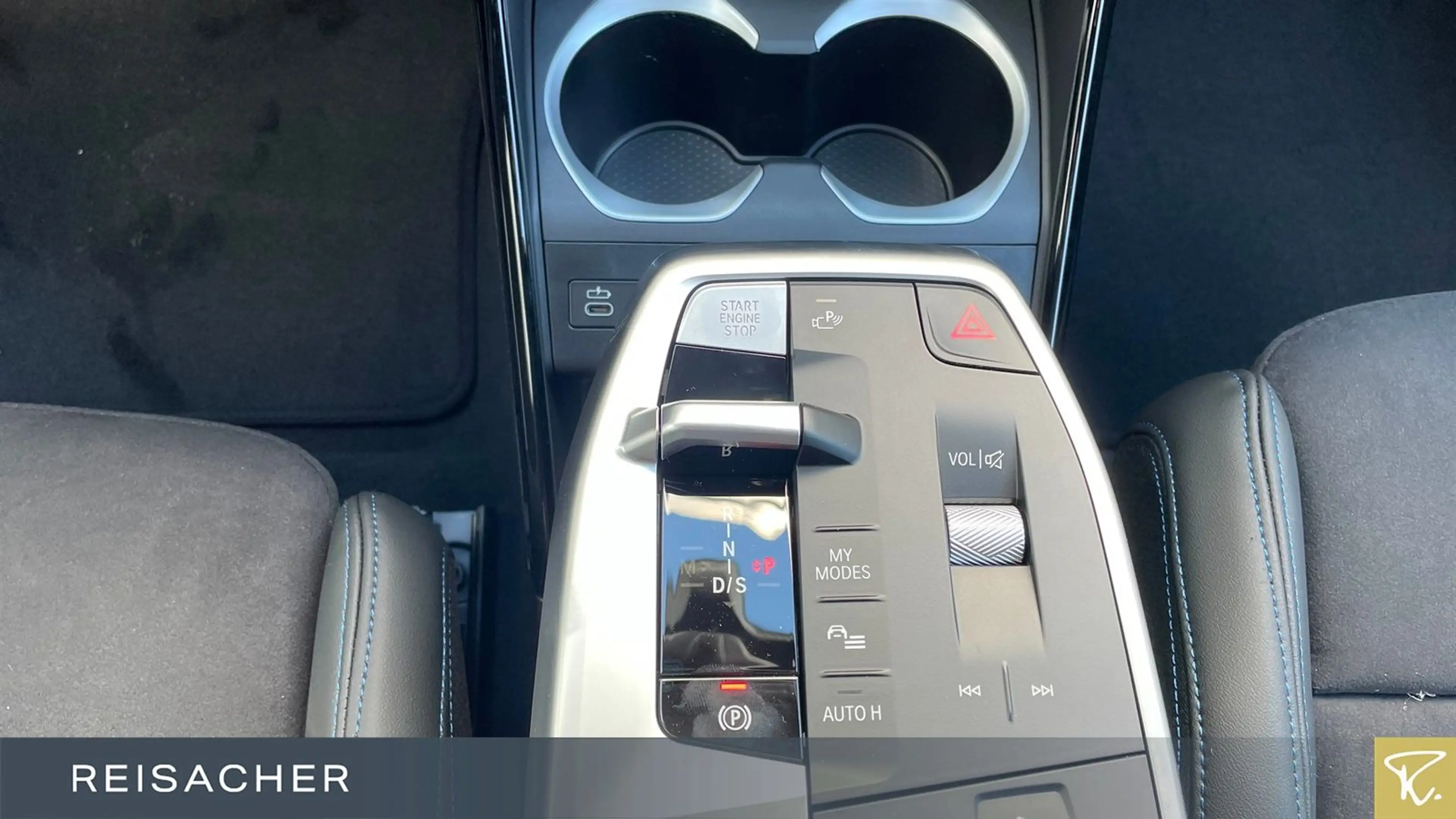 BMW X2 sDrive20d Sportpaket Fahrassistenzsysteme — photo 11