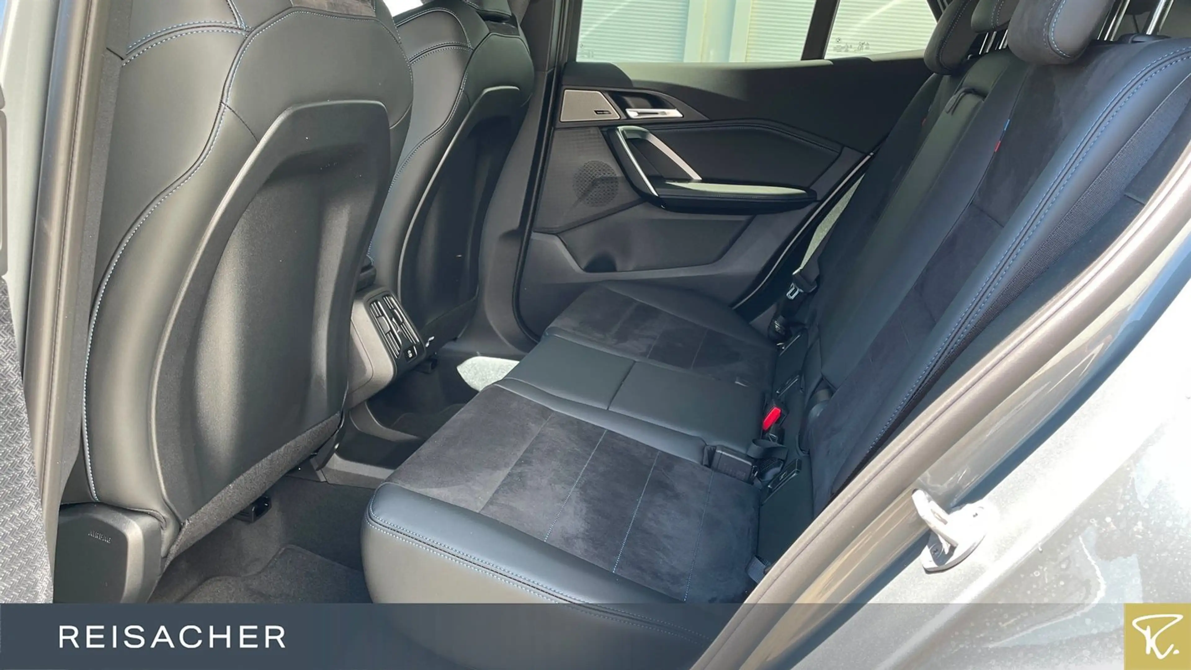 BMW X2 sDrive20d Sportpaket Fahrassistenzsysteme — photo 8
