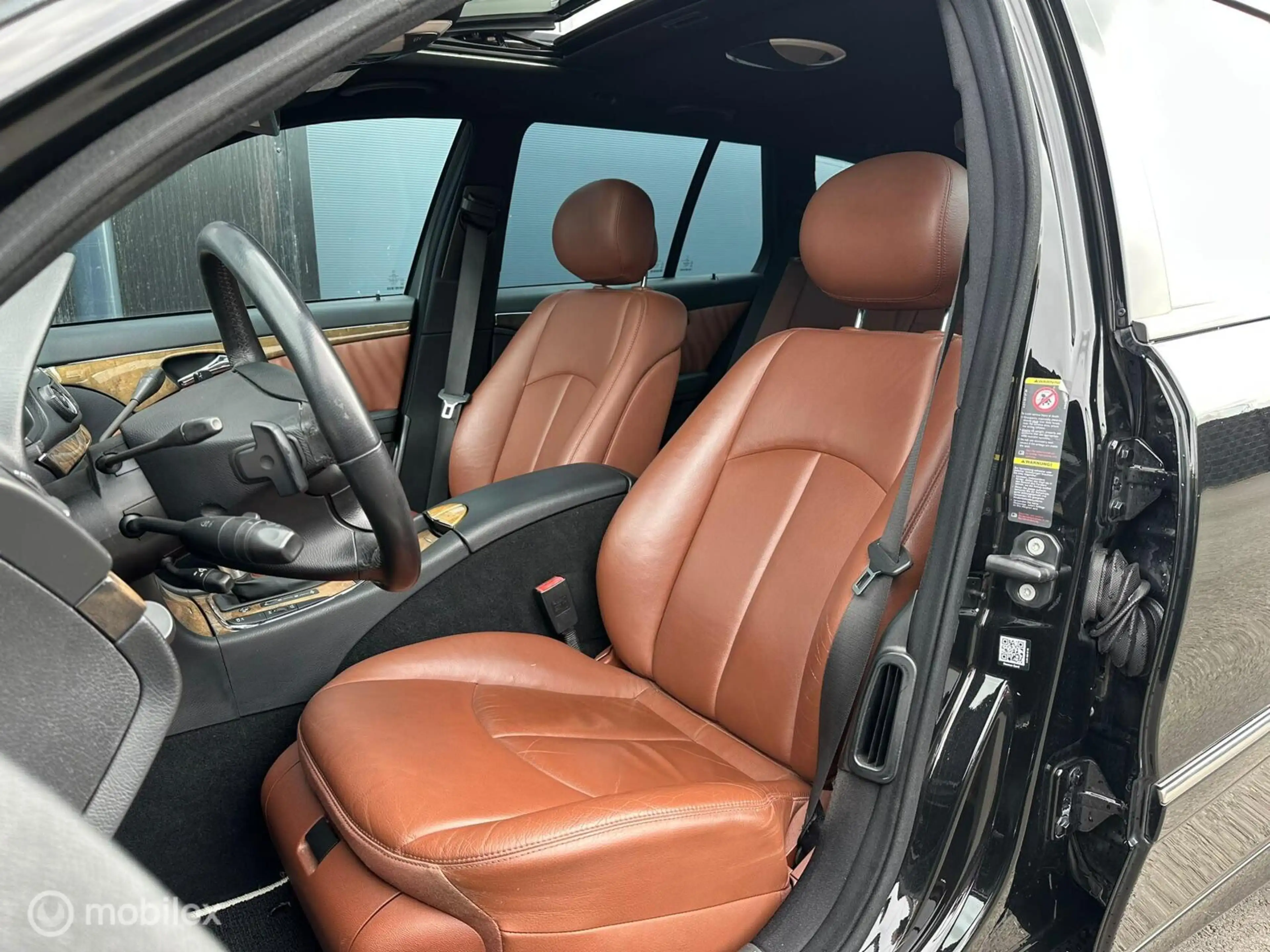 Mercedes-Benz E 350 Estate CGI Avantgarde motor rookt! — photo 6