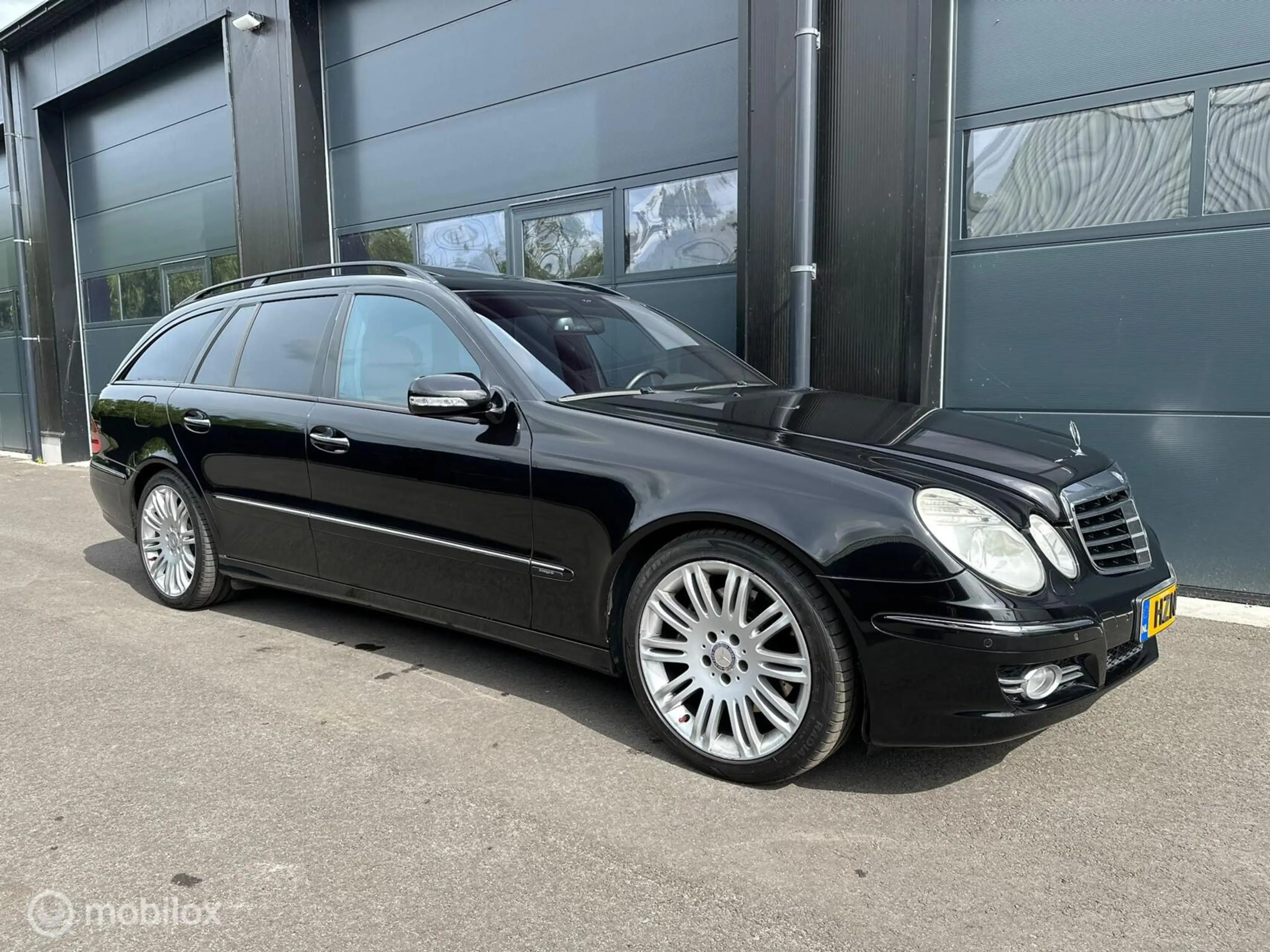 Mercedes-Benz E 350 Estate CGI Avantgarde motor rookt! — photo 11