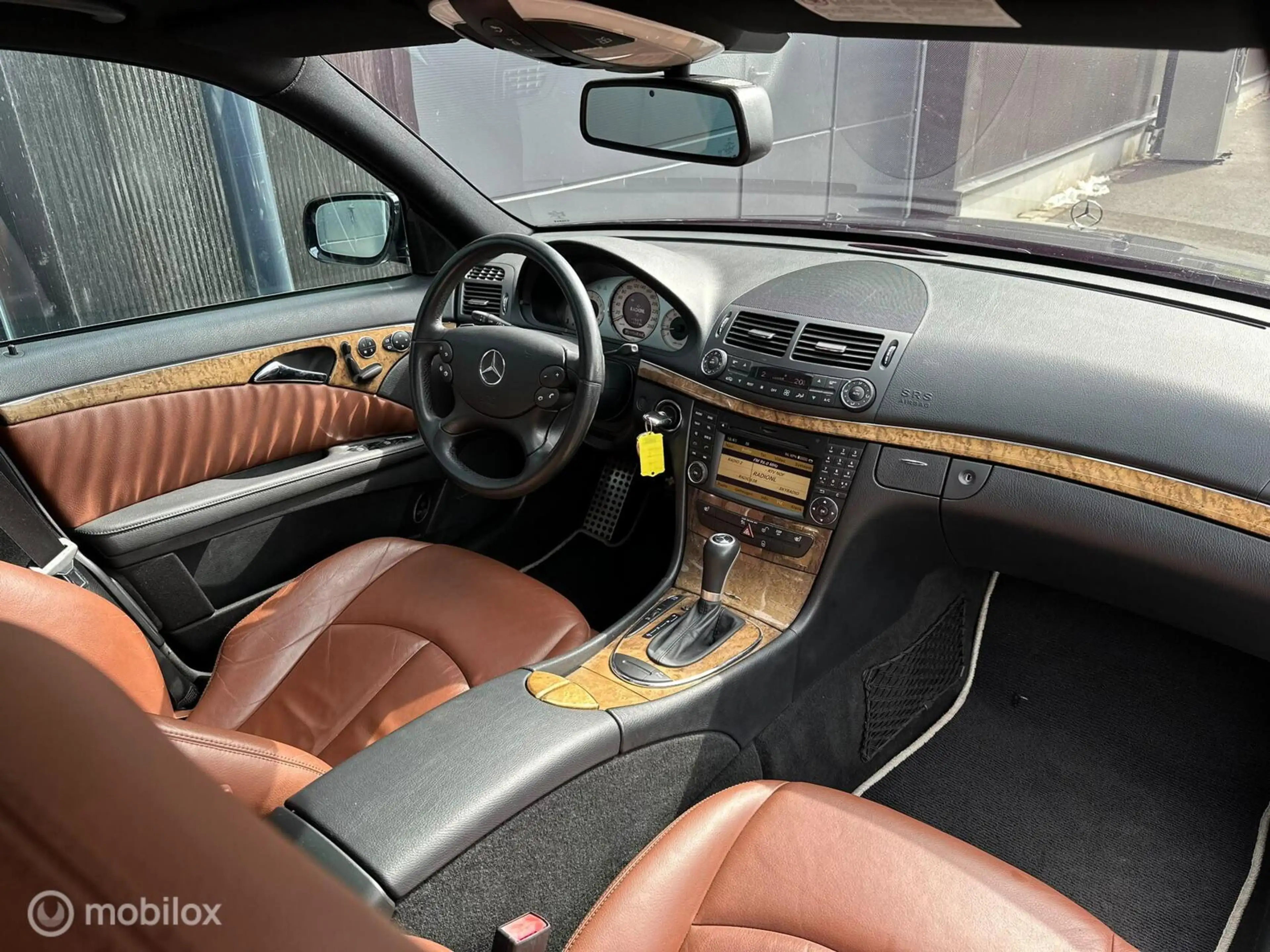 Mercedes-Benz E 350 Estate CGI Avantgarde motor rookt! — photo 15