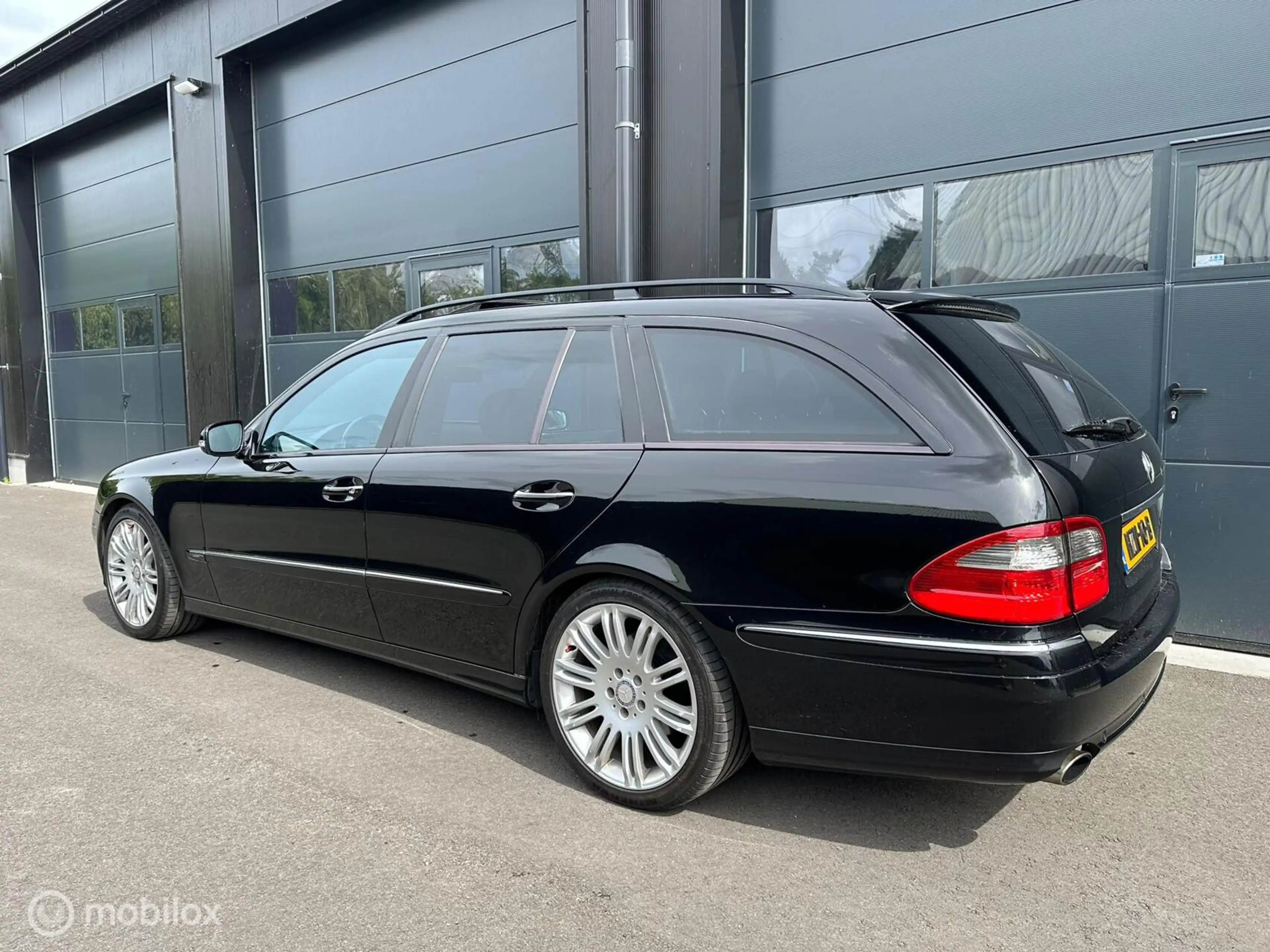 Mercedes-Benz E 350 Estate CGI Avantgarde motor rookt! — photo 4