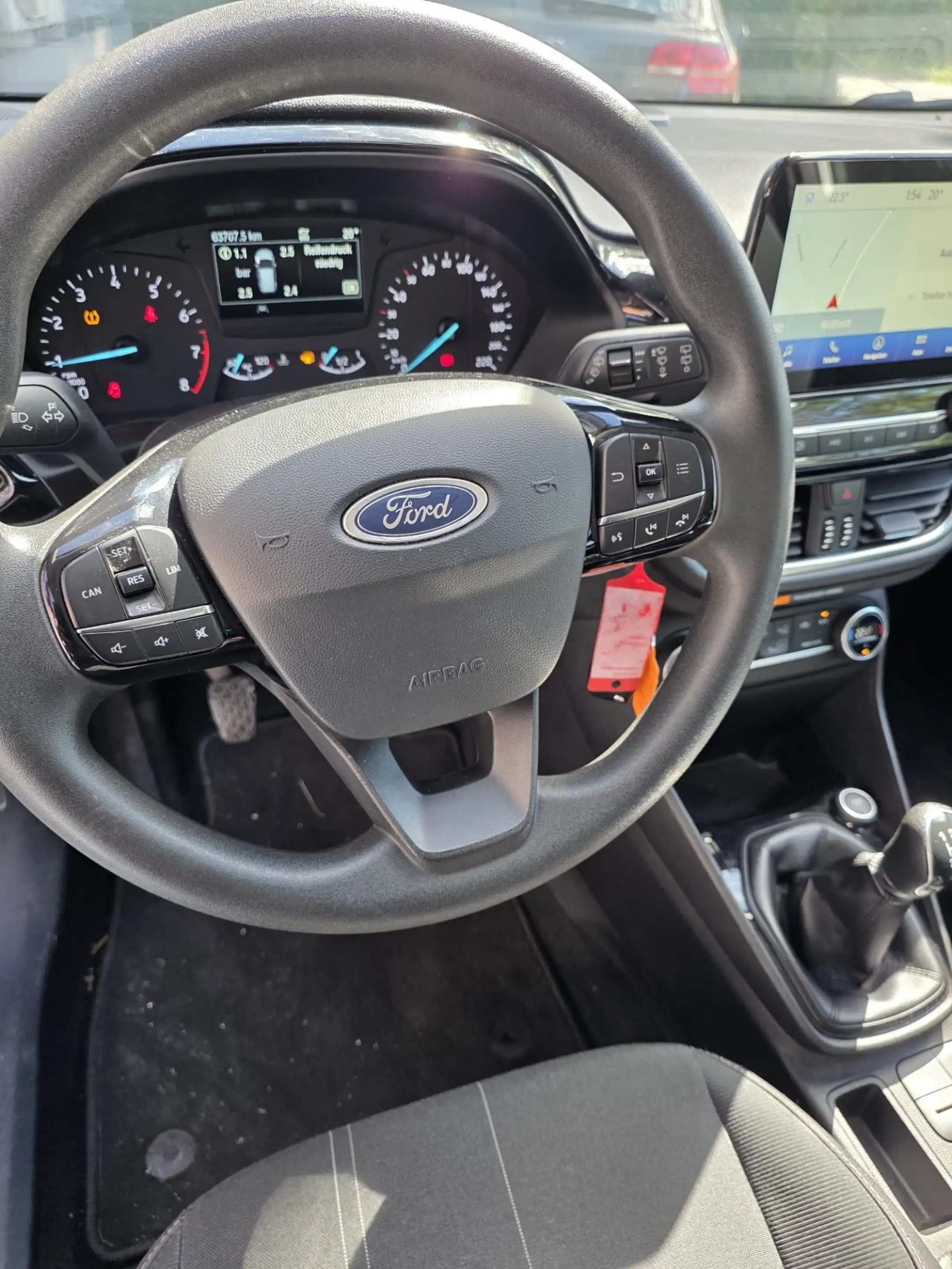 Ford Fiesta Trend — photo 4