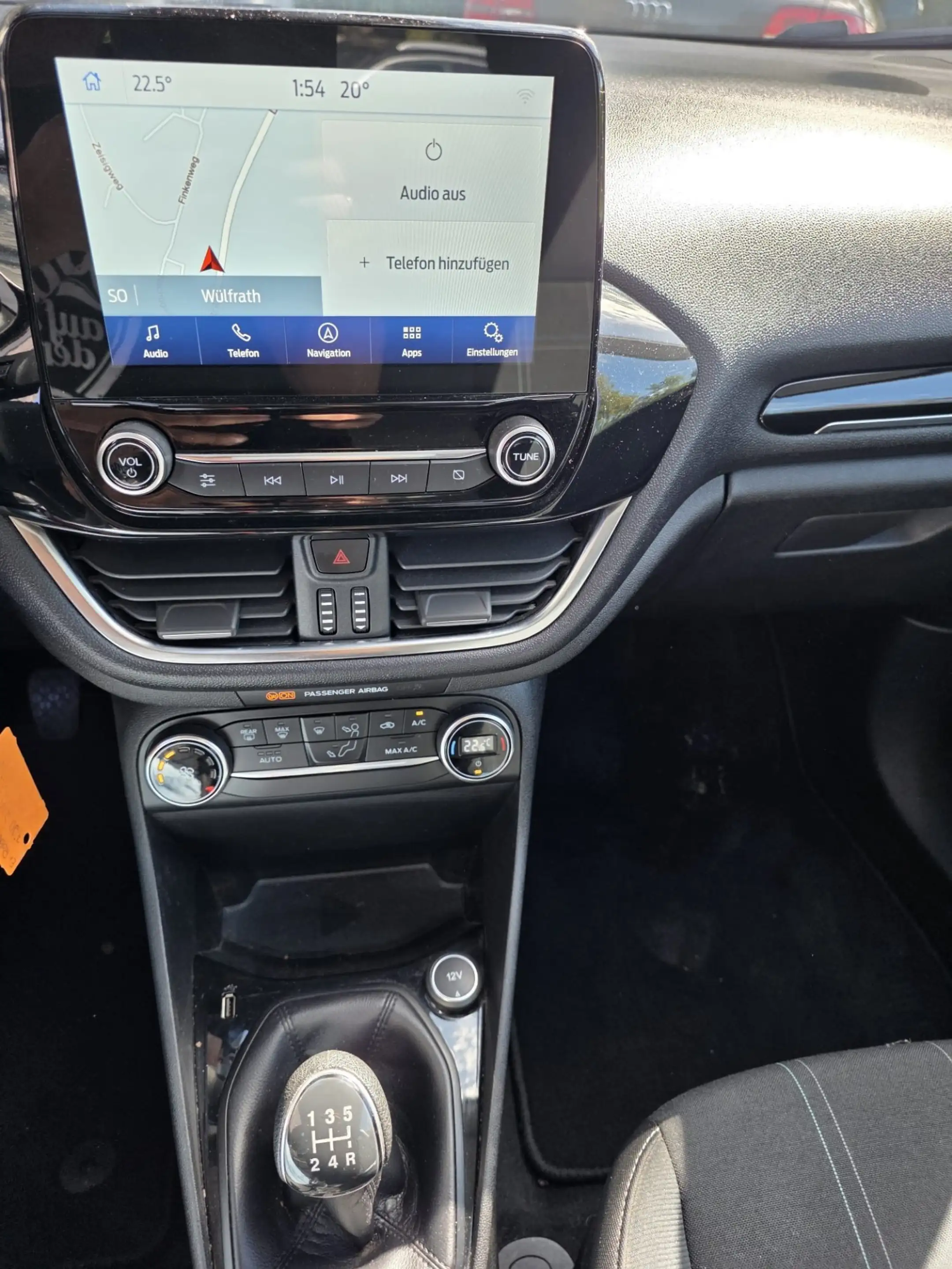Ford Fiesta Trend — photo 11