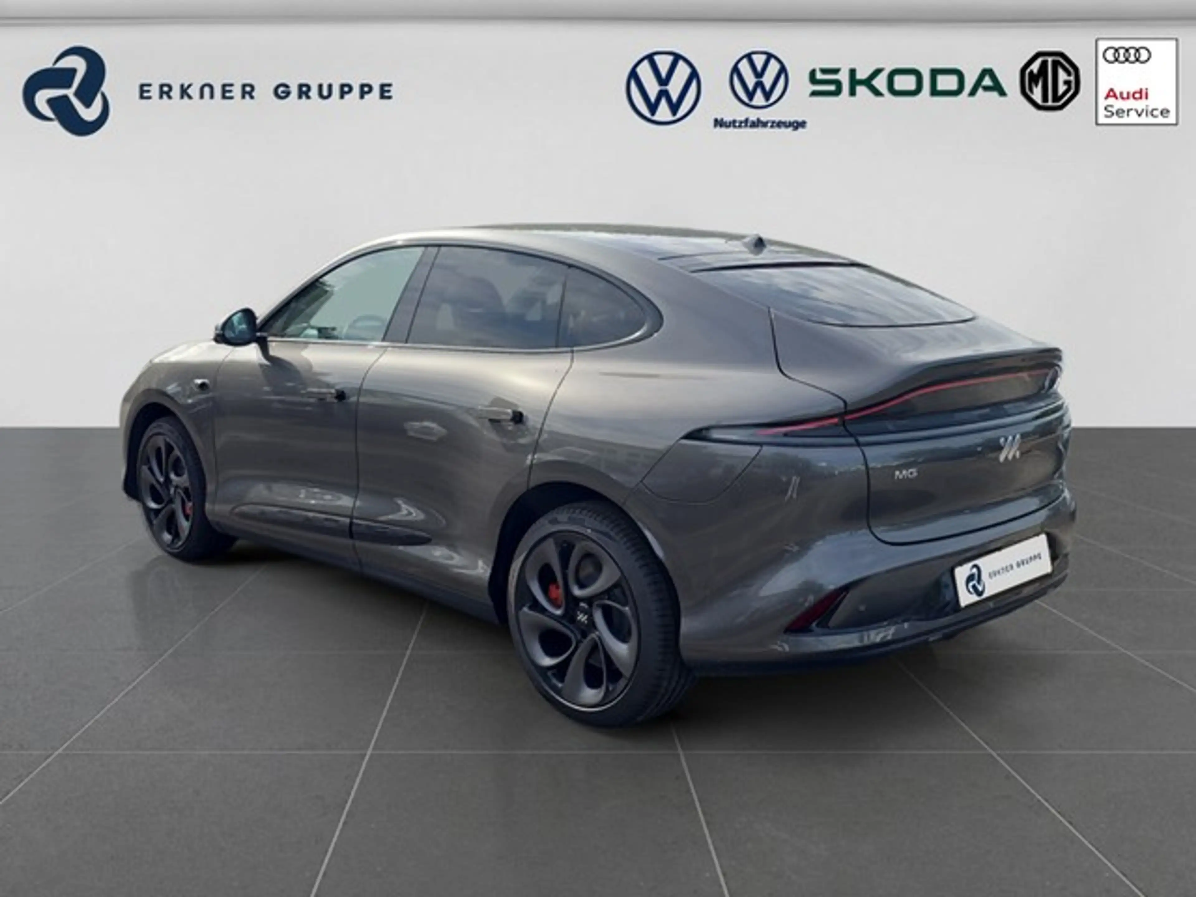 MG IM6 100 kWh Premium AWD Drive Pack+AIR — photo 3