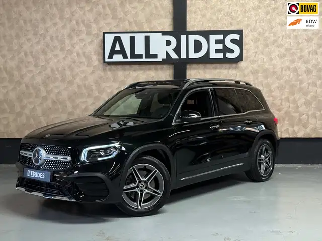 Mercedes-Benz GLB 250 Premium Plus Amg | Pano | Trekhaak | Sfeerverlicht