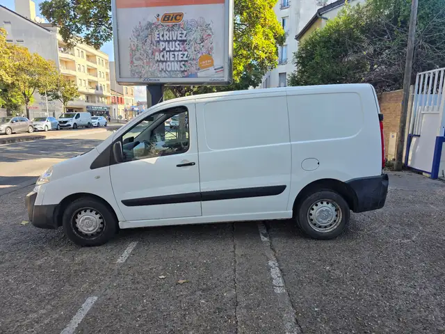 Citroen Jumpy main image