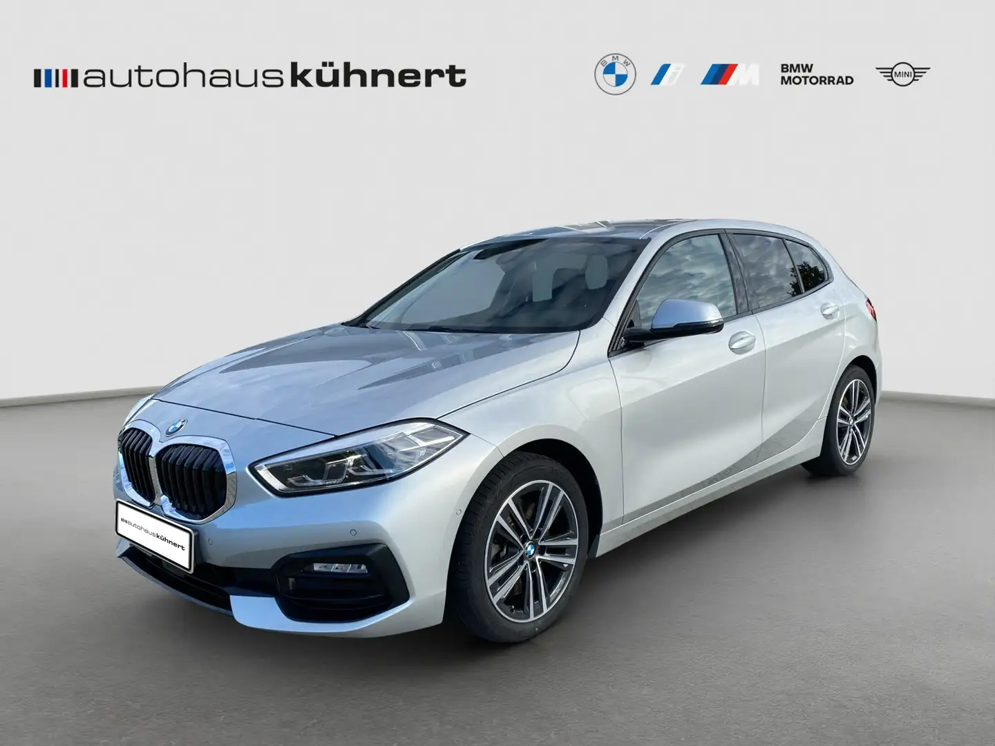 BMW 120 d 5-türer Sport Line ACC LED SpurAss AHK HiFi Navi Silber - 1