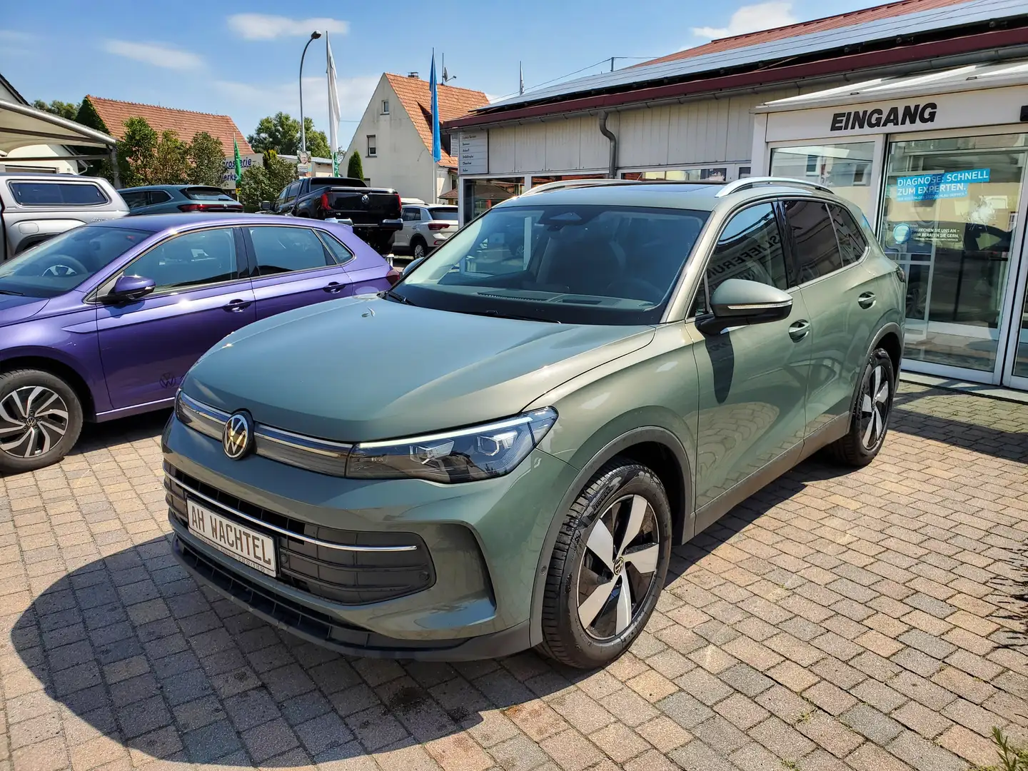 Volkswagen Tiguan 2.0 TDI AHZV Panorama Headup Navi 18-Zoll LED-Plus Verde - 1