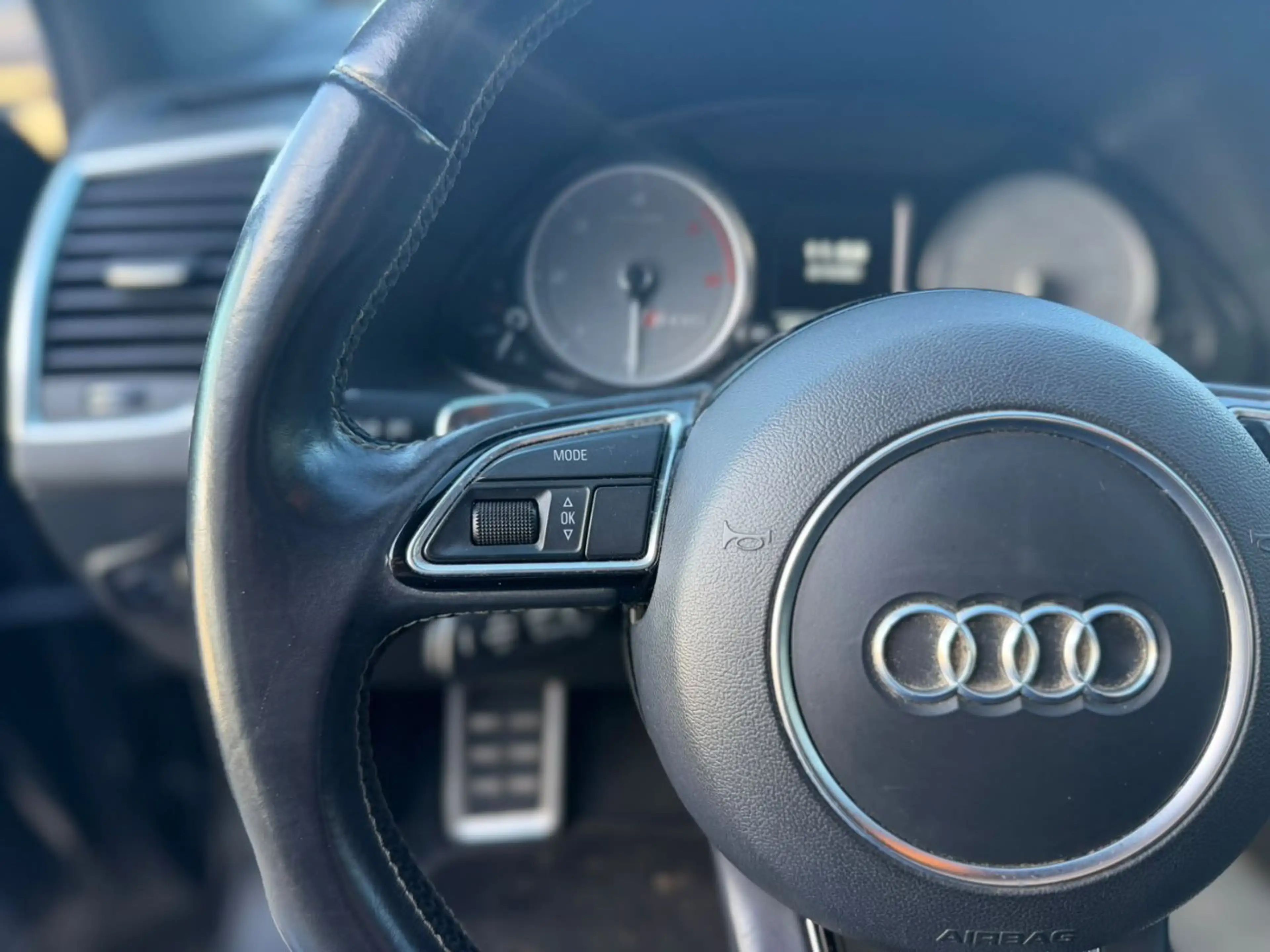 Audi Q5 S competitionAHK Navi PDC SHZ Facelift LM Leder — photo 12