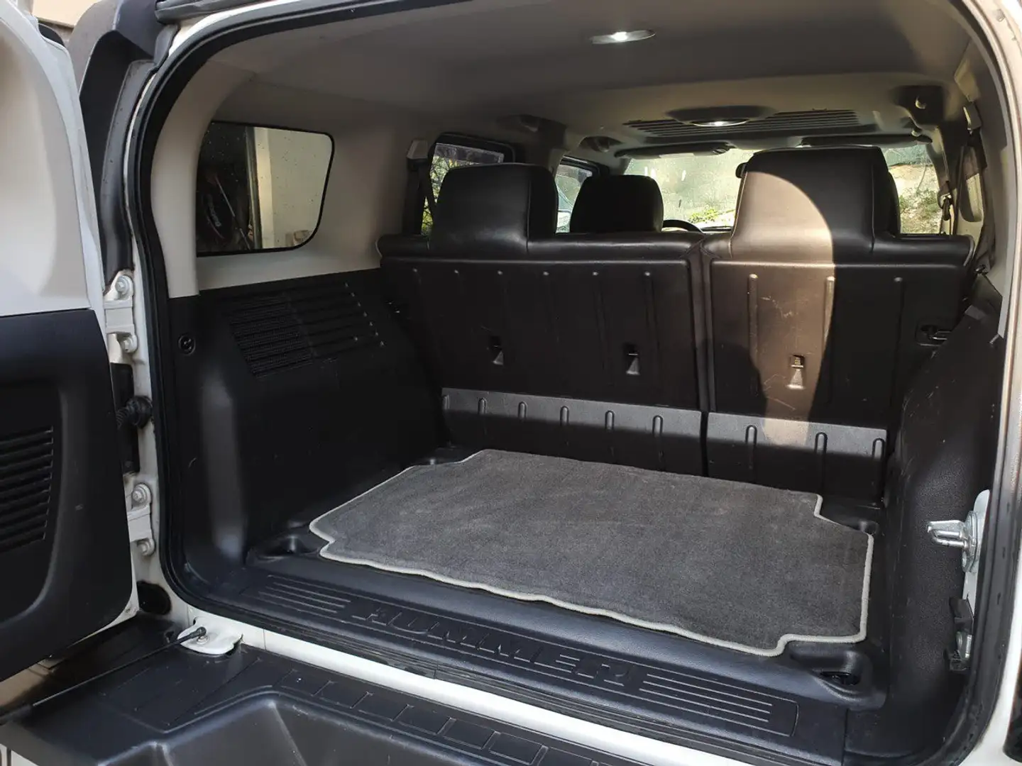 HUMMER H3 H3 3.7 Luxury auto Blanco - 2