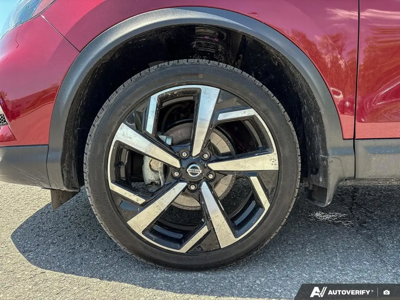 Nissan Qashqai снимка Nissan Qashqai