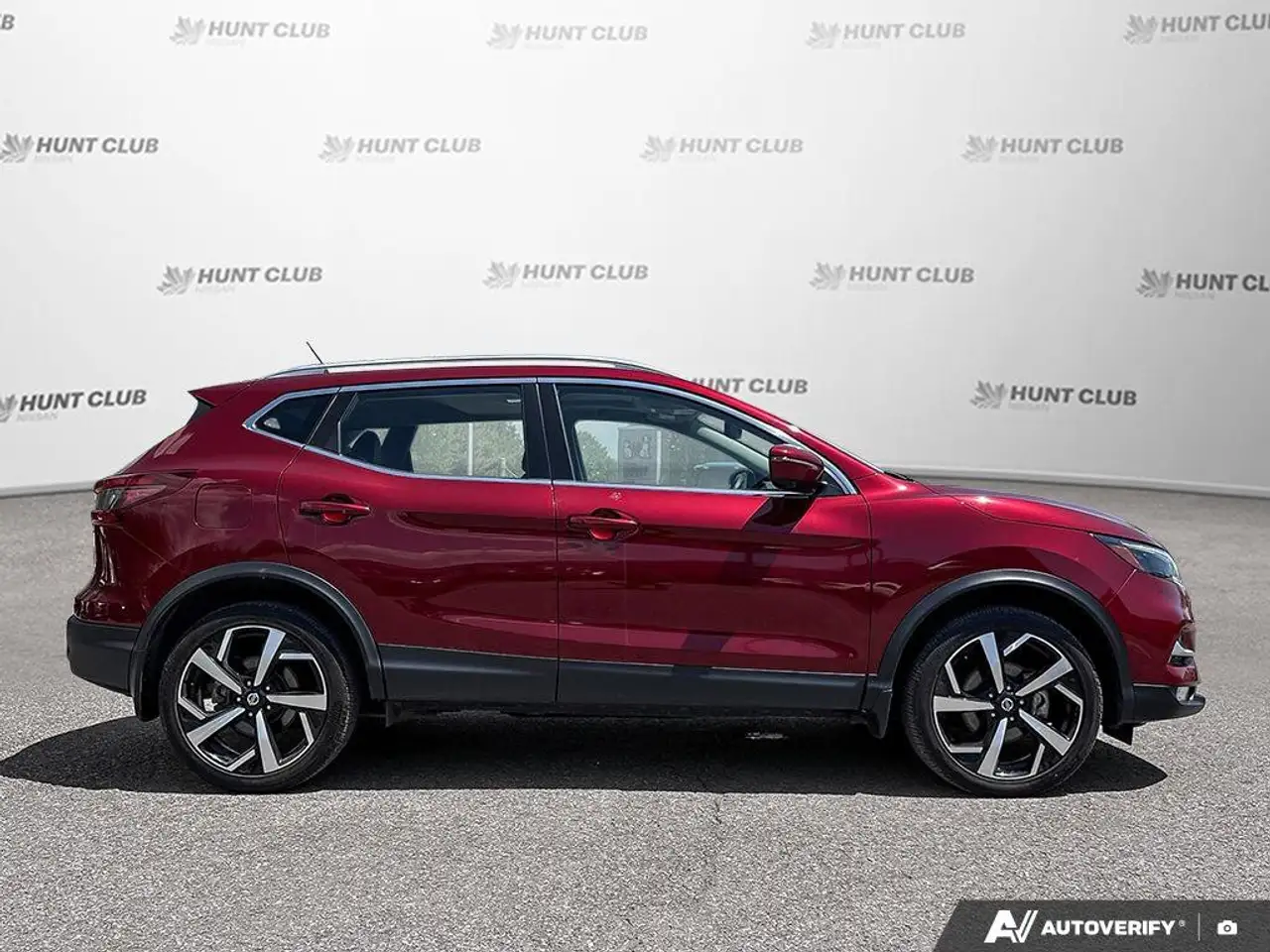 Nissan Qashqai снимка Nissan Qashqai