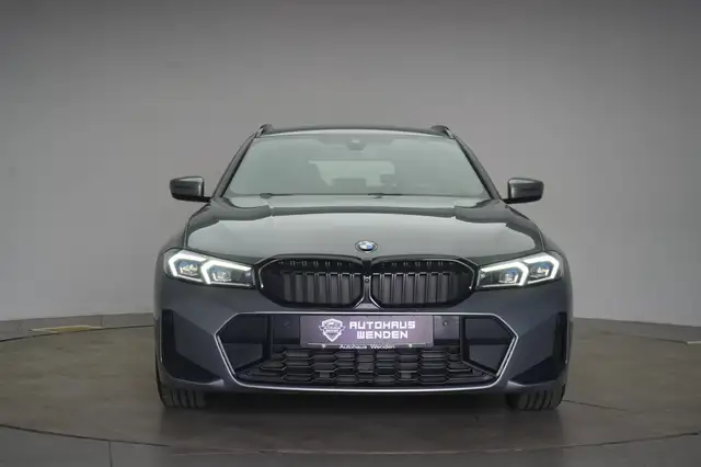 BMW I view 2