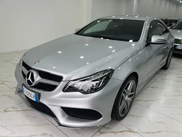 Mercedes-Benz E 250 E Coupe 250 d (bt) Premium E6