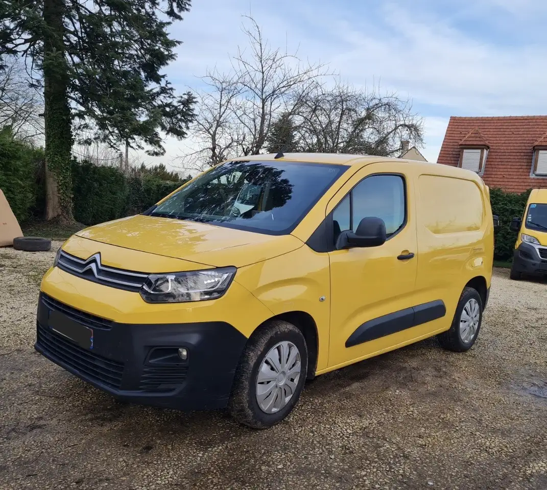 Citroen Berlingo VAN M 1000 BLUEHDI 130 S\u0026S EAT8 DRI