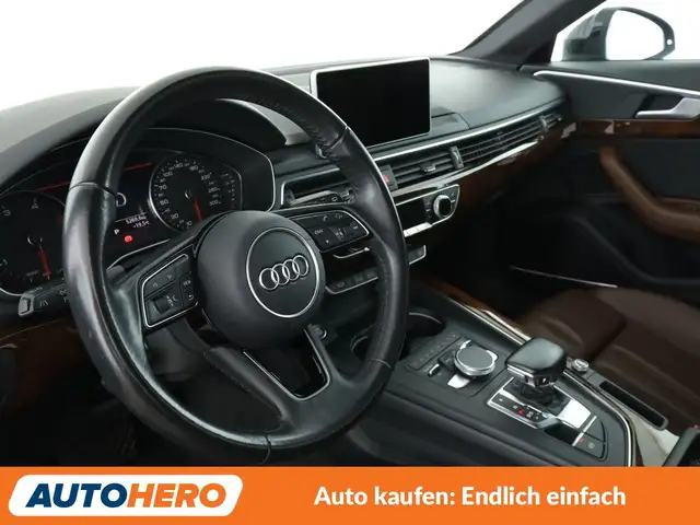 Audi A4 view 11