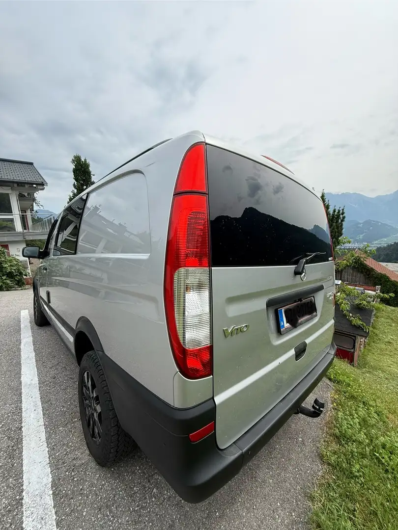 Mercedes-Benz Vito Vito 116 CDI lang 4x4 Aut. Silber - 2
