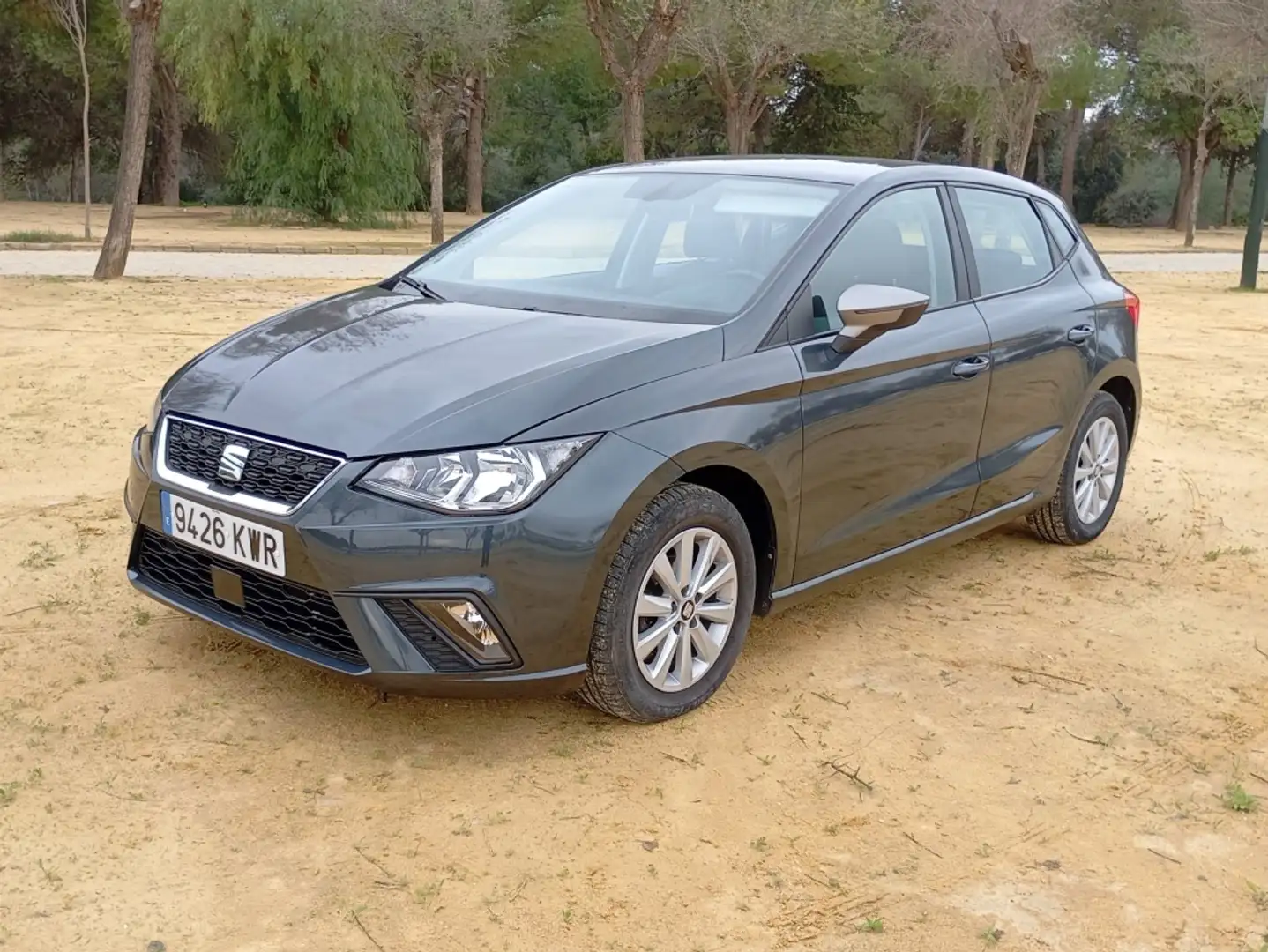 SEAT Ibiza 1.0 MPI S&S Reference 80 Gris - 1