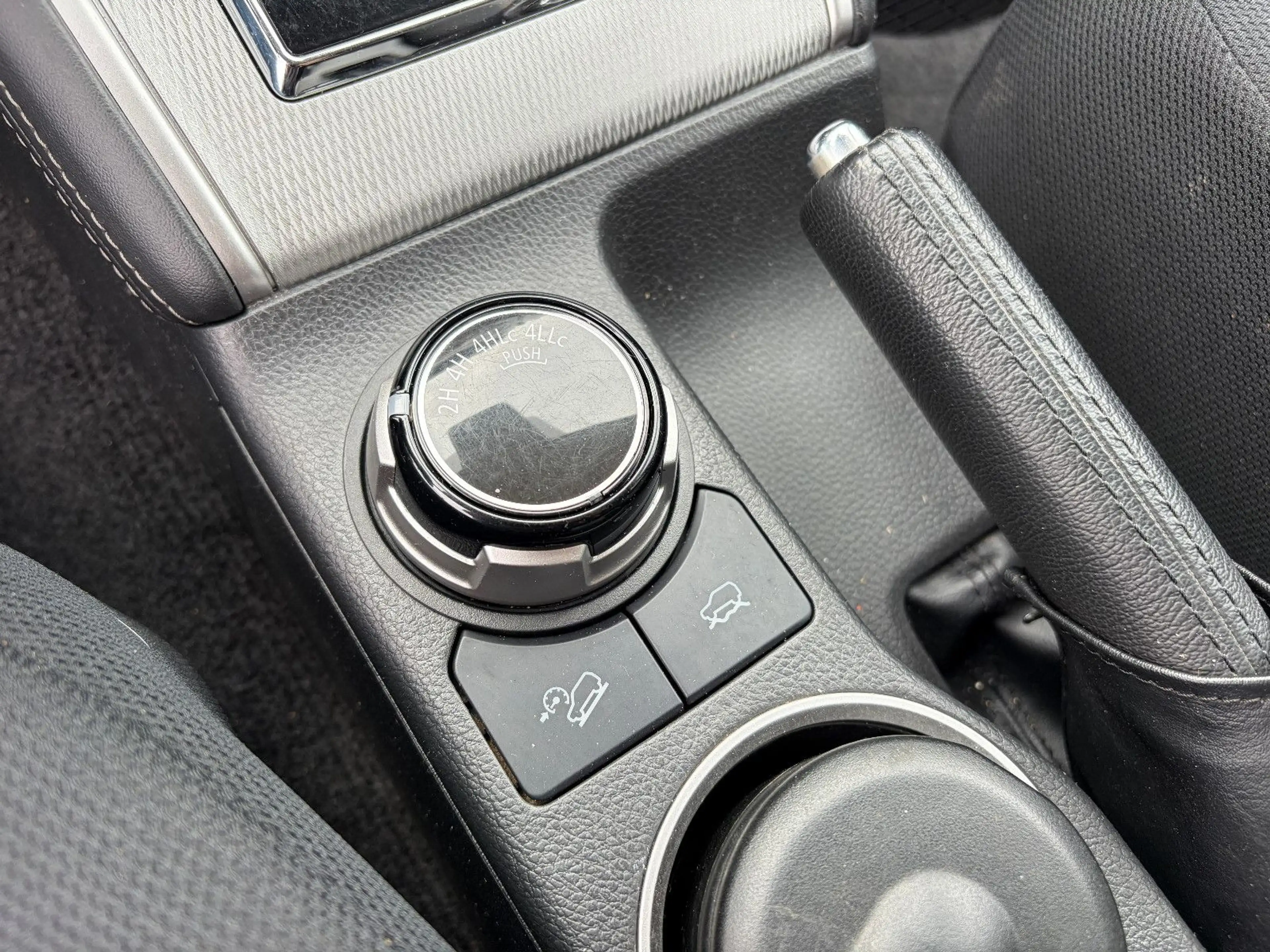 Mitsubishi L200 Select Doppelkabine 4WD — photo 14
