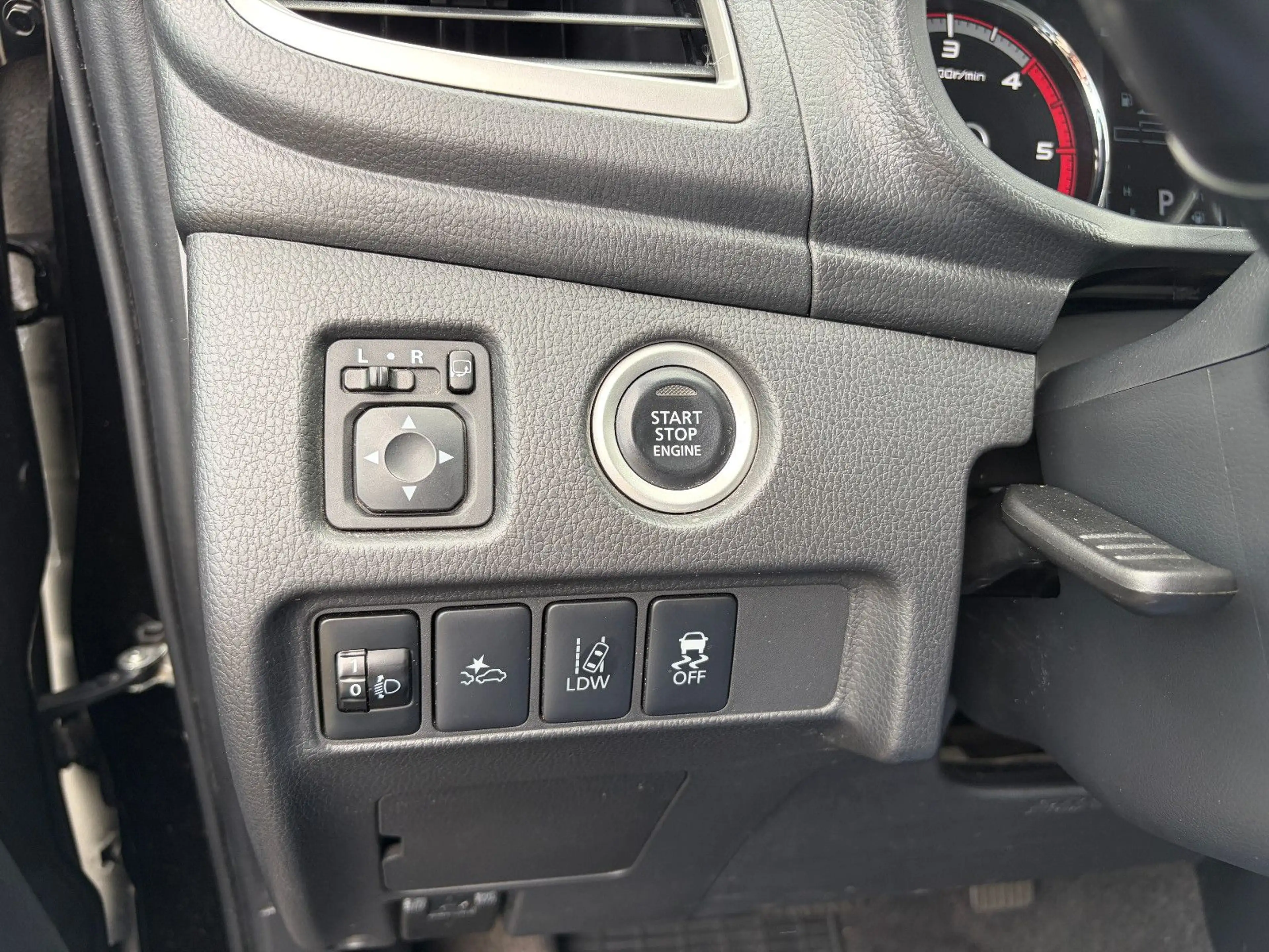 Mitsubishi L200 Select Doppelkabine 4WD — photo 12