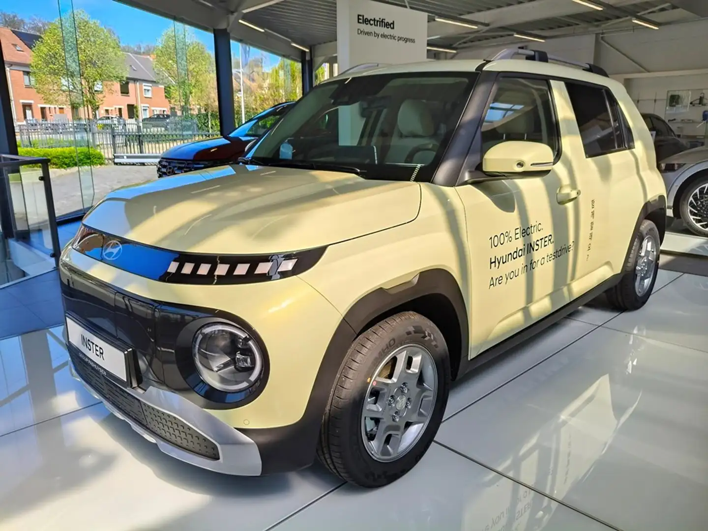 Hyundai Inster Urban 49kWh 115 Beige - 1