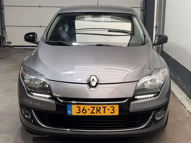 Renault Megane view 2