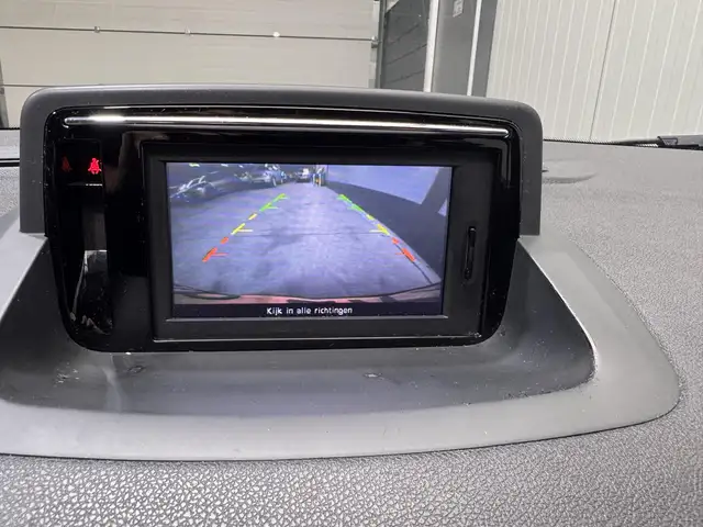 Renault Megane view 15