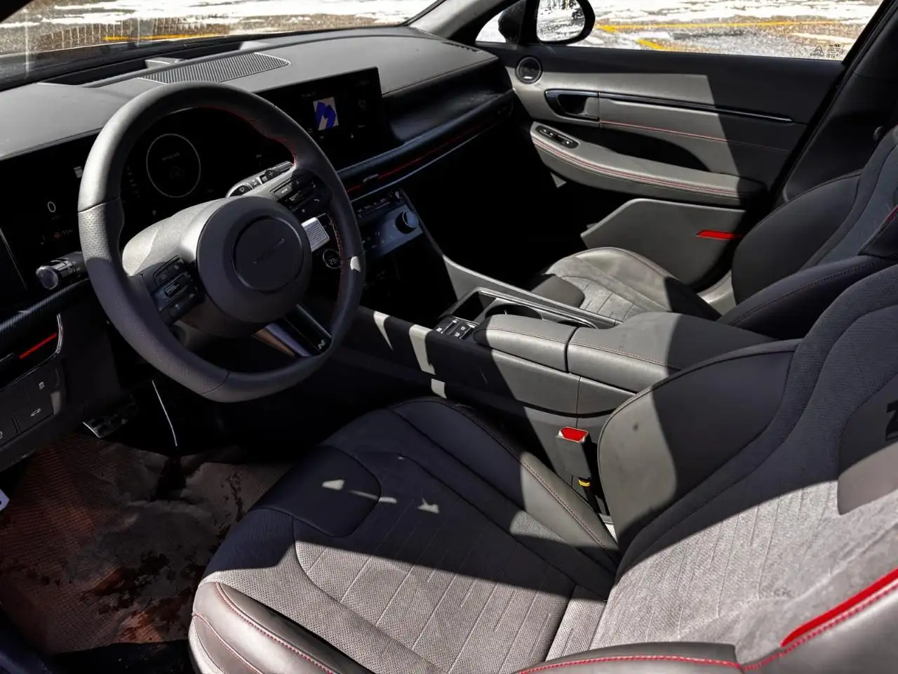 Hyundai SONATA снимка Hyundai SONATA