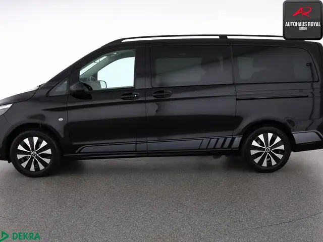 Mercedes-Benz Vito view 2