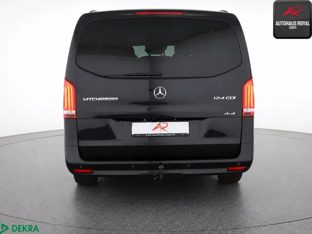 Mercedes-Benz Vito view 4