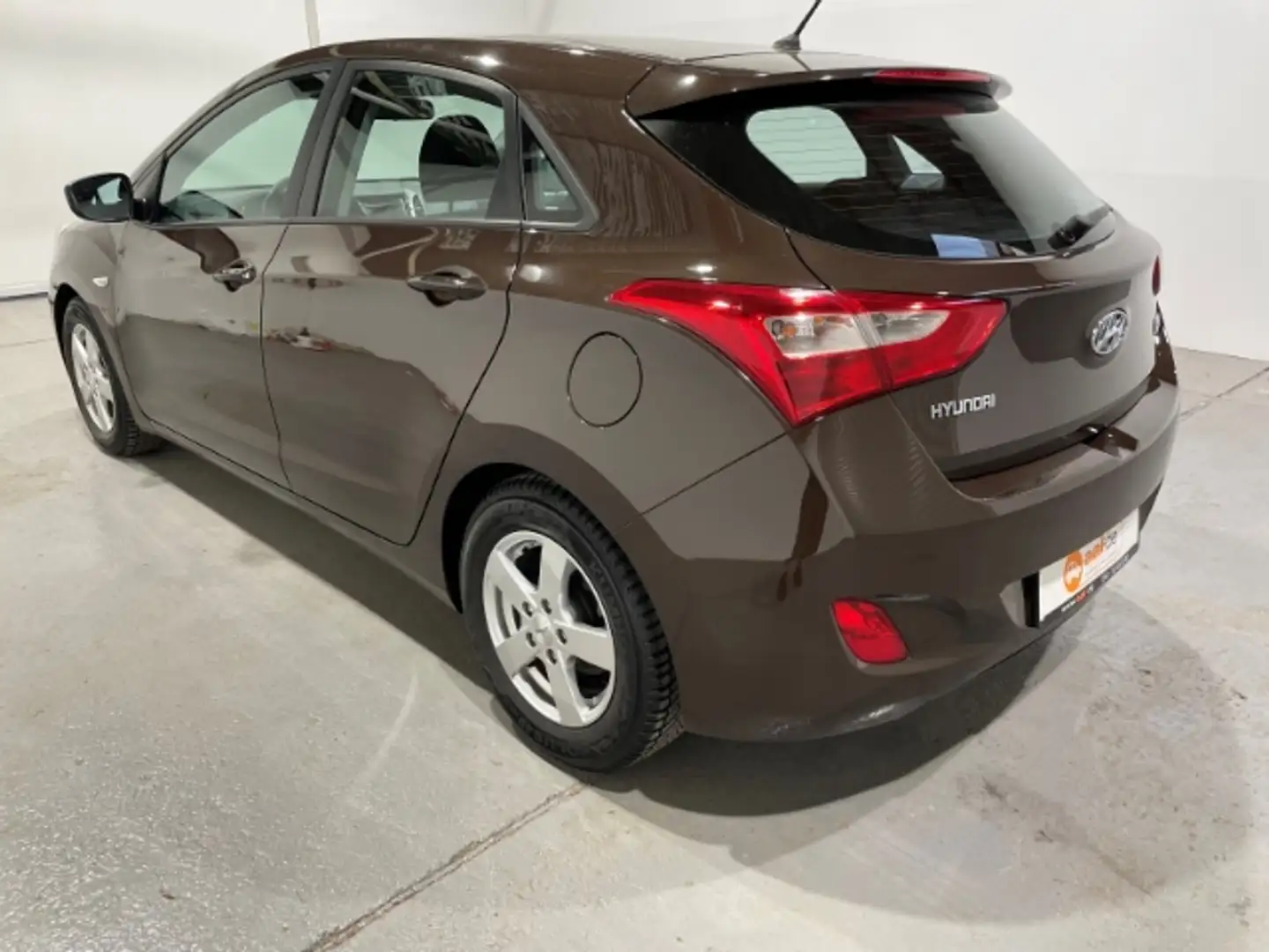 Hyundai i30 1.6 blue Classic EU6 Klima Allwetter AHK Brun - 2