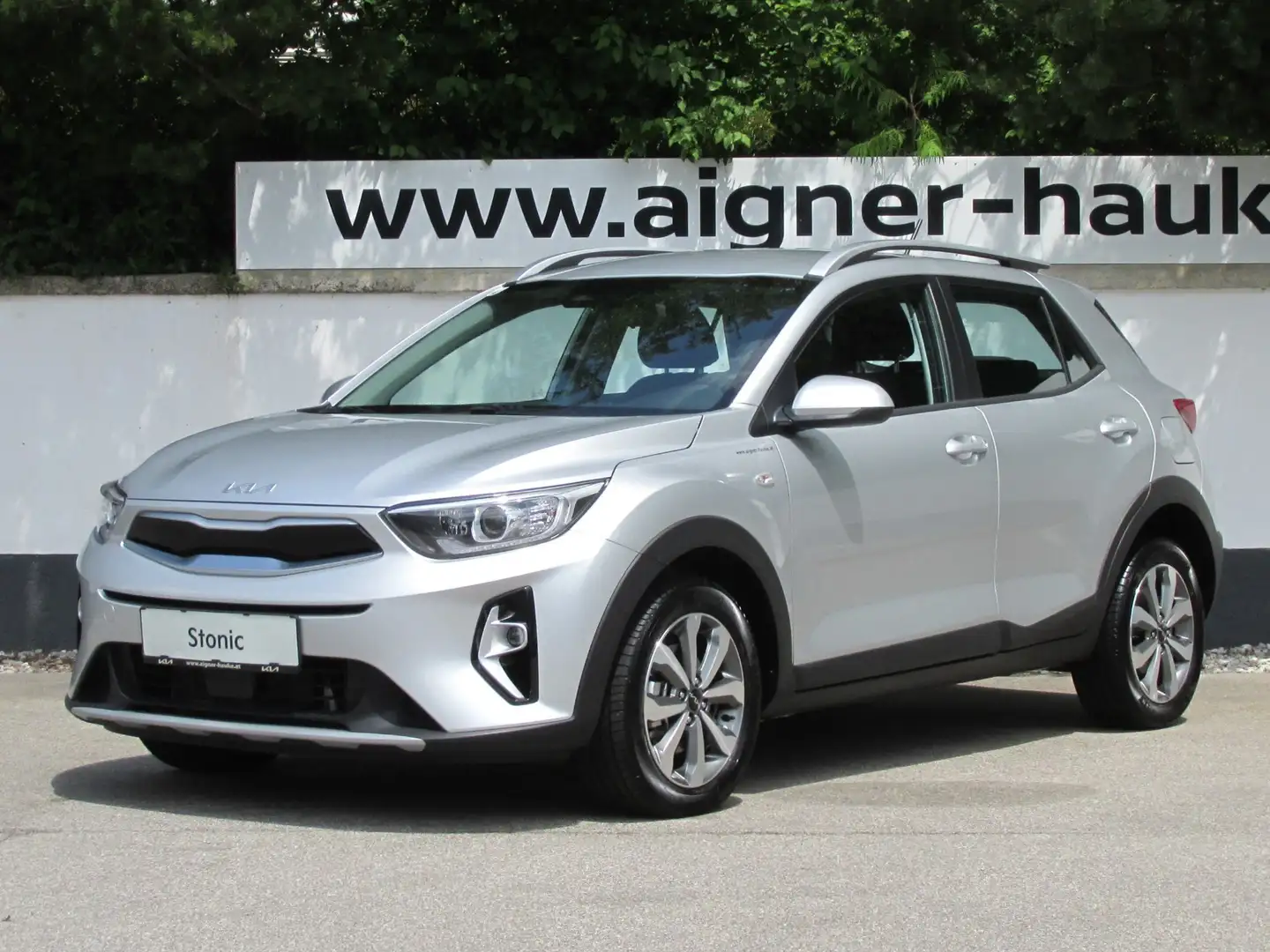 Kia Stonic 1,0 TGDI GPF ISG Silber DCT Aut. Argent - 1