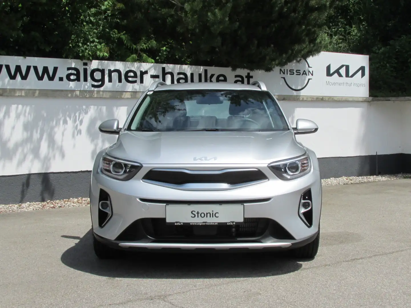 Kia Stonic 1,0 TGDI GPF ISG Silber DCT Aut. Argent - 2