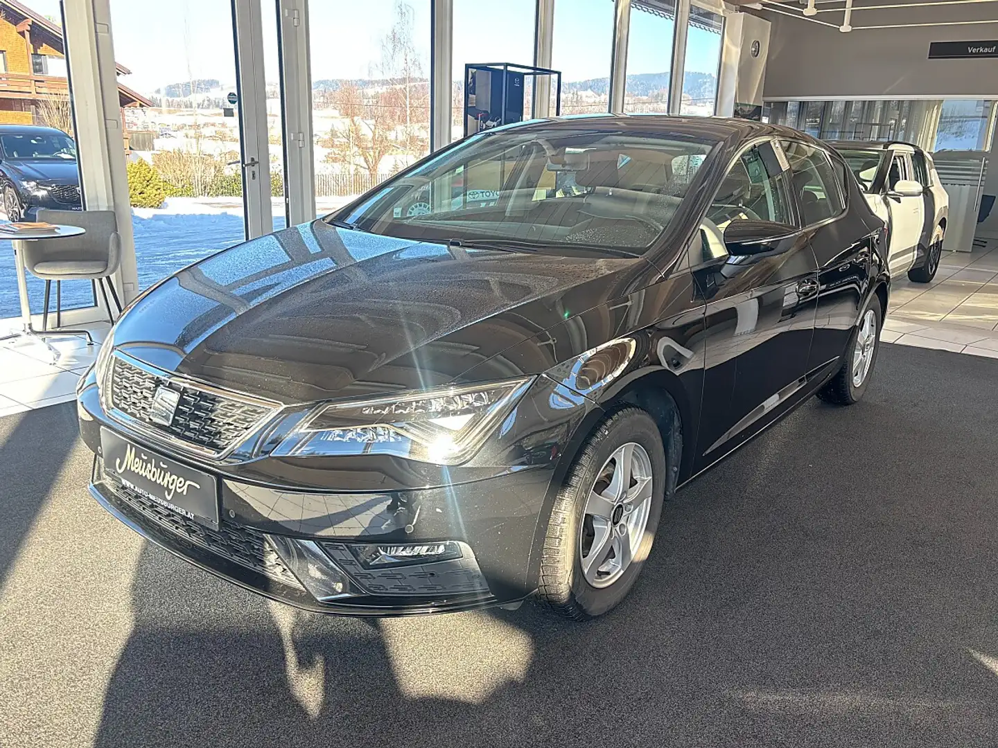 SEAT Leon Style 1,2 TSI Start-Stopp Schwarz - 1