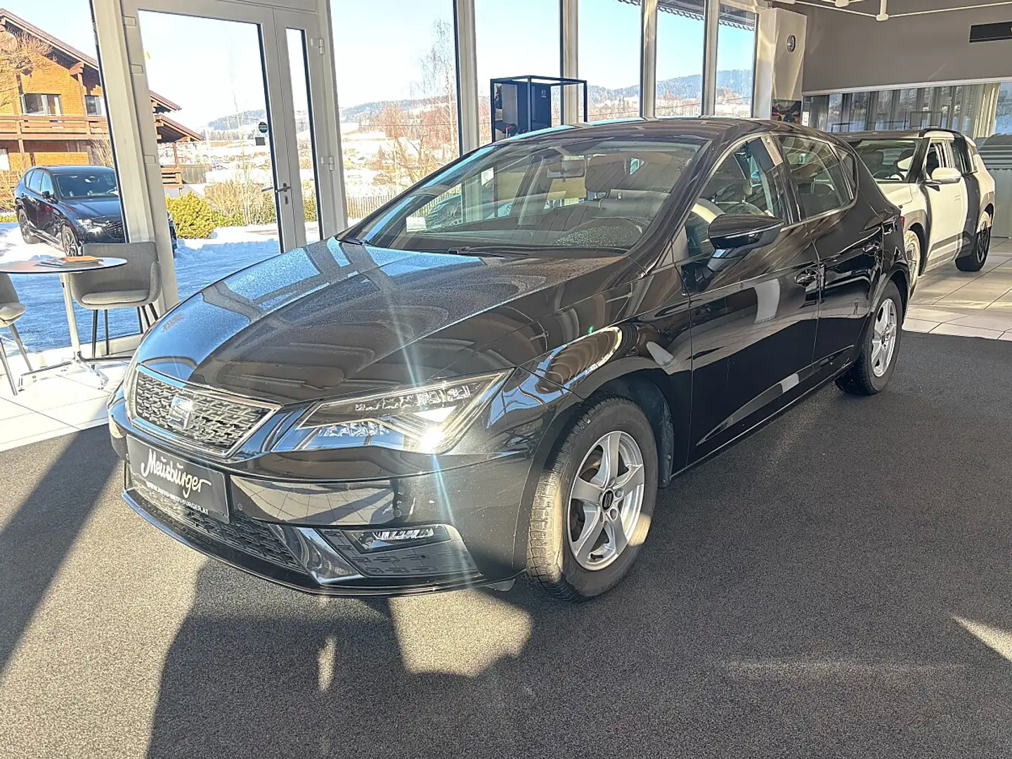 SEAT Leon Style 1,2 TSI Start-Stopp Schwarz - 2