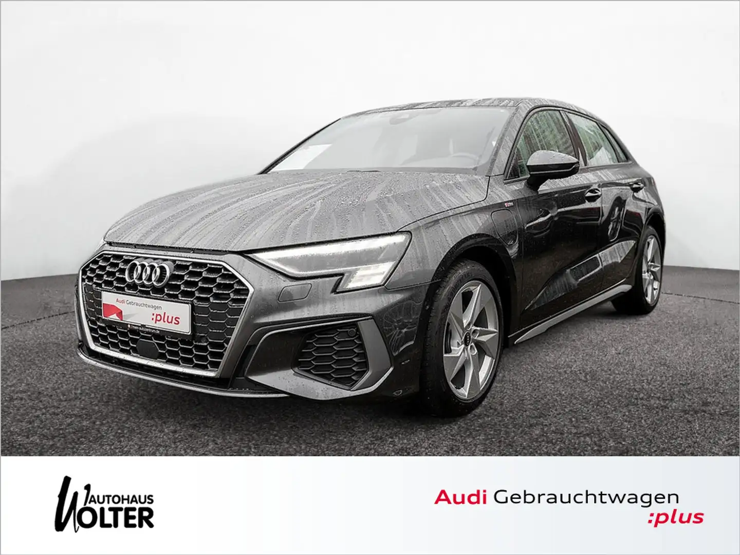Audi A3 Sportback 40 TFSIe S line MATRIX PANO NAVI Grau - 1